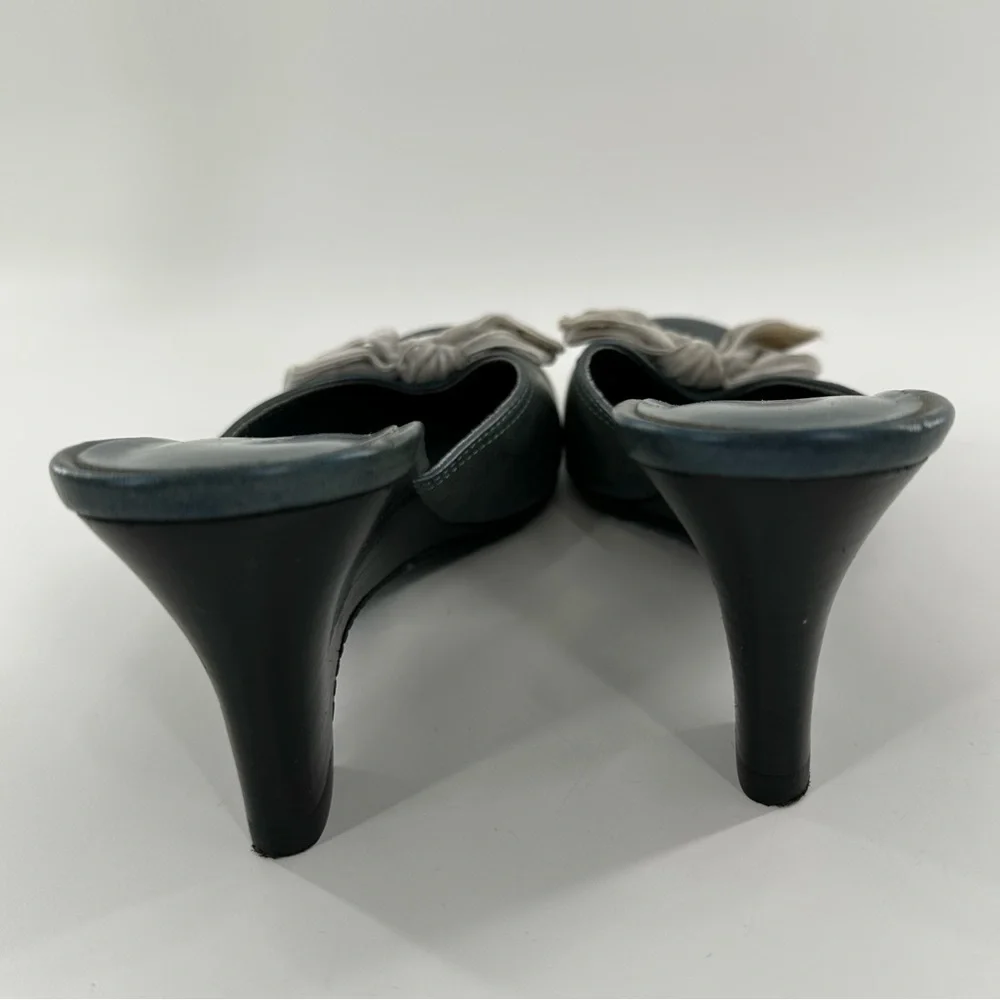 Connie heels size 6 metallic blue faux leather box slip on mule wedges 90s Y2k
